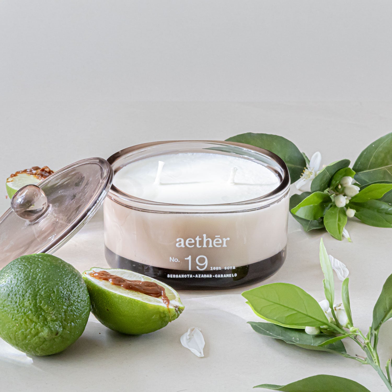 Vela No. 19 BERGAMOTA + AZAHAR + CARAMELO (370G) - Aether