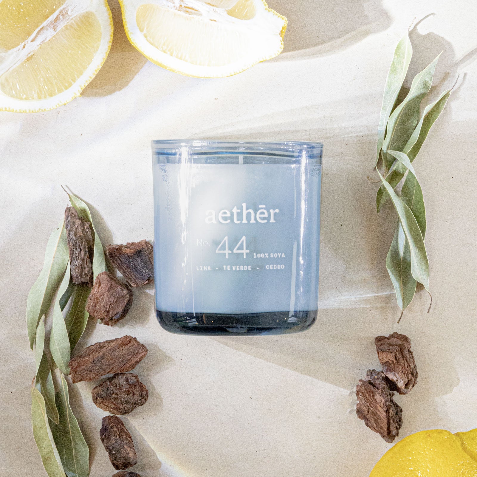 Vela No.44 LIMA + TE VERDE + CEDRO (250G) - Aether